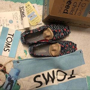Toms Mother’s Day moms slip ons